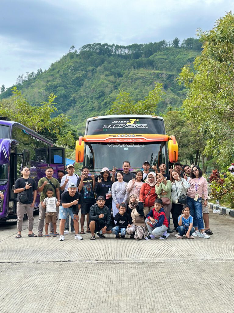 WhatsApp Image 2025-12-06 at 17.45.37