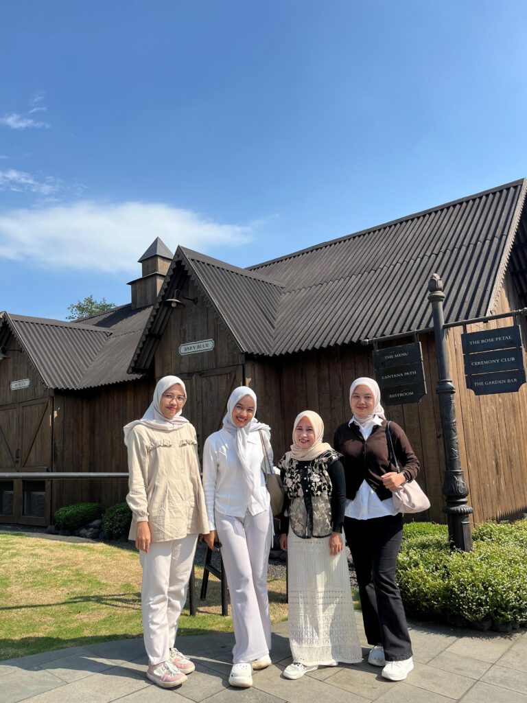 WhatsApp Image 2025-12-06 at 17.45.43