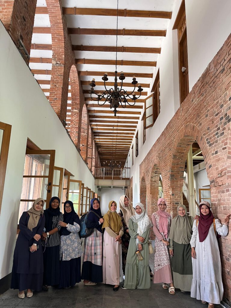 WhatsApp Image 2025-12-06 at 17.46.01